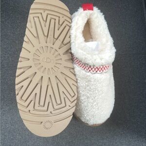 Cozy Cream Slippers